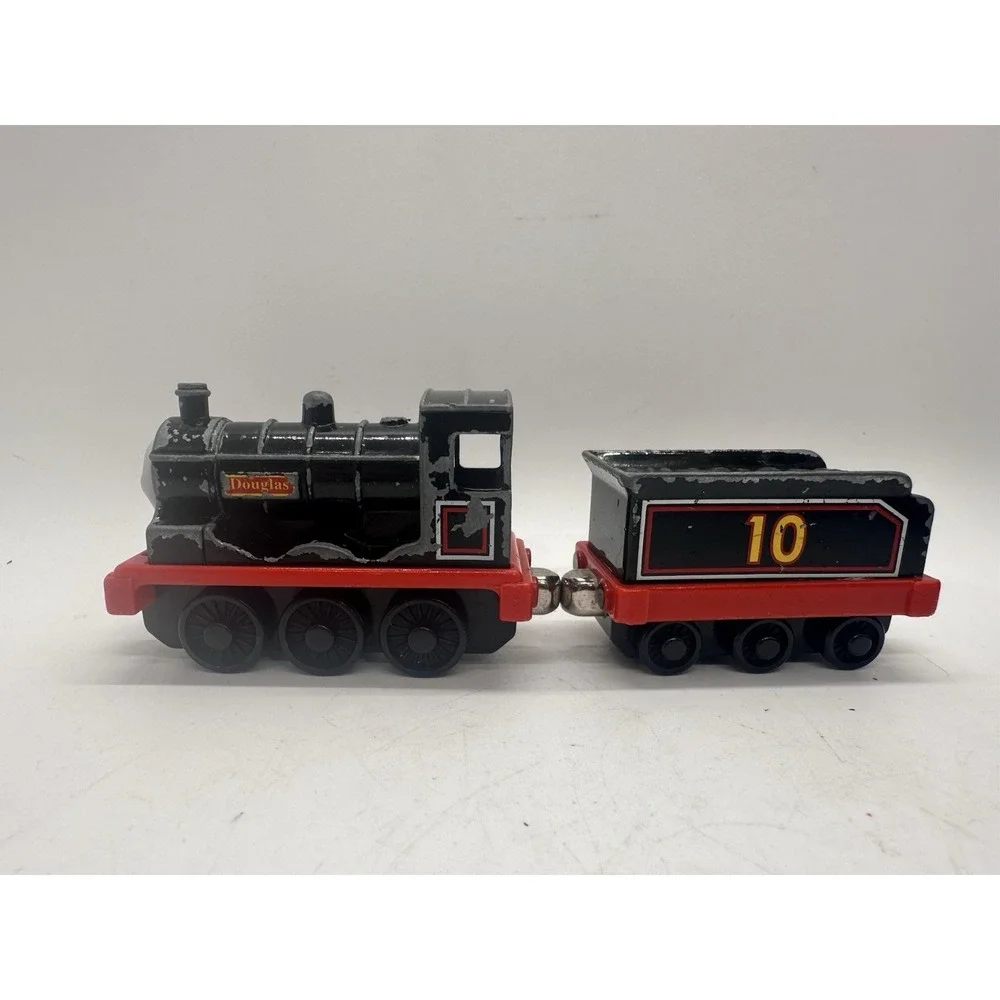 Thomas Friends Douglas #10 Die Cast Train Learning Curve 2002 w/ Tender Toy